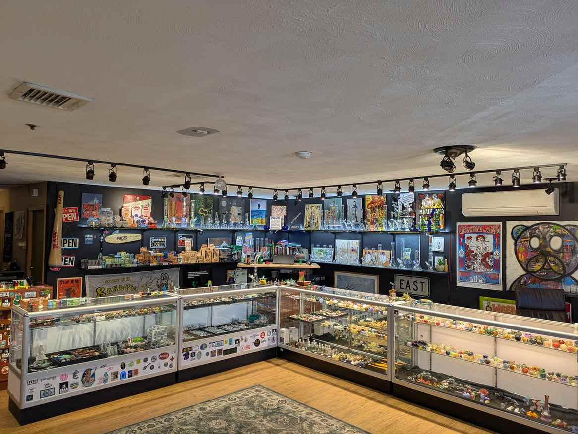 Interior of RIGS Smoke Shop